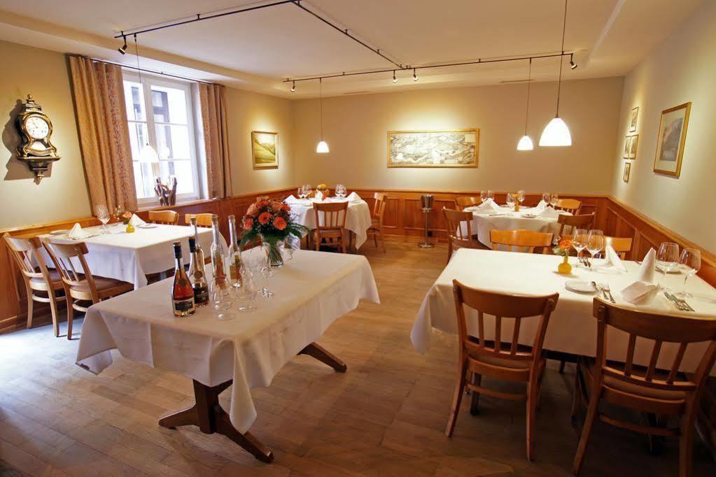Hotel Gasthof Zum Ochsen Arlesheim Exteriör bild